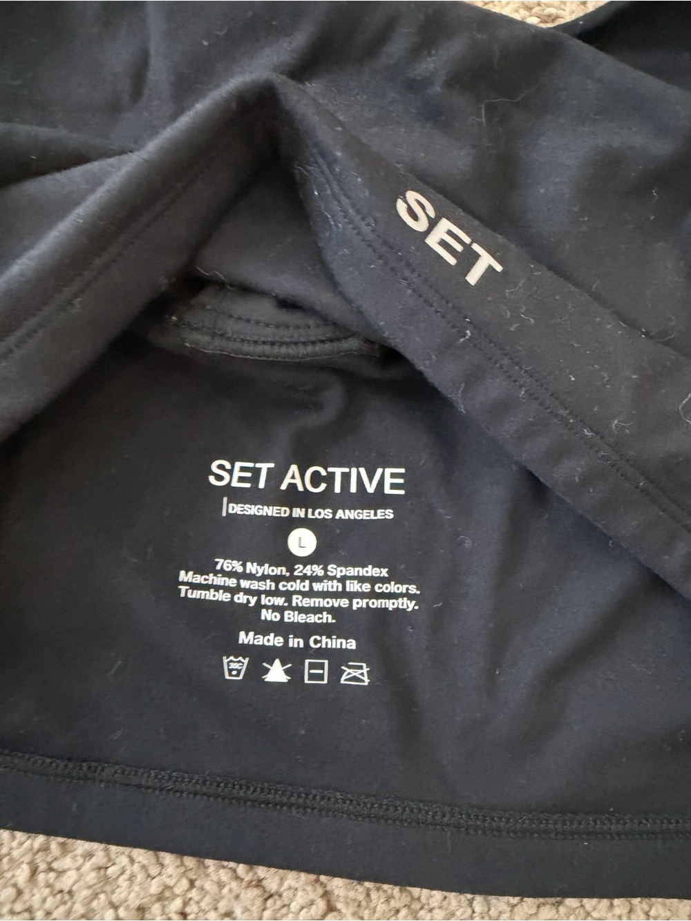 Set Active Cropped Top - Picture 3 of 3